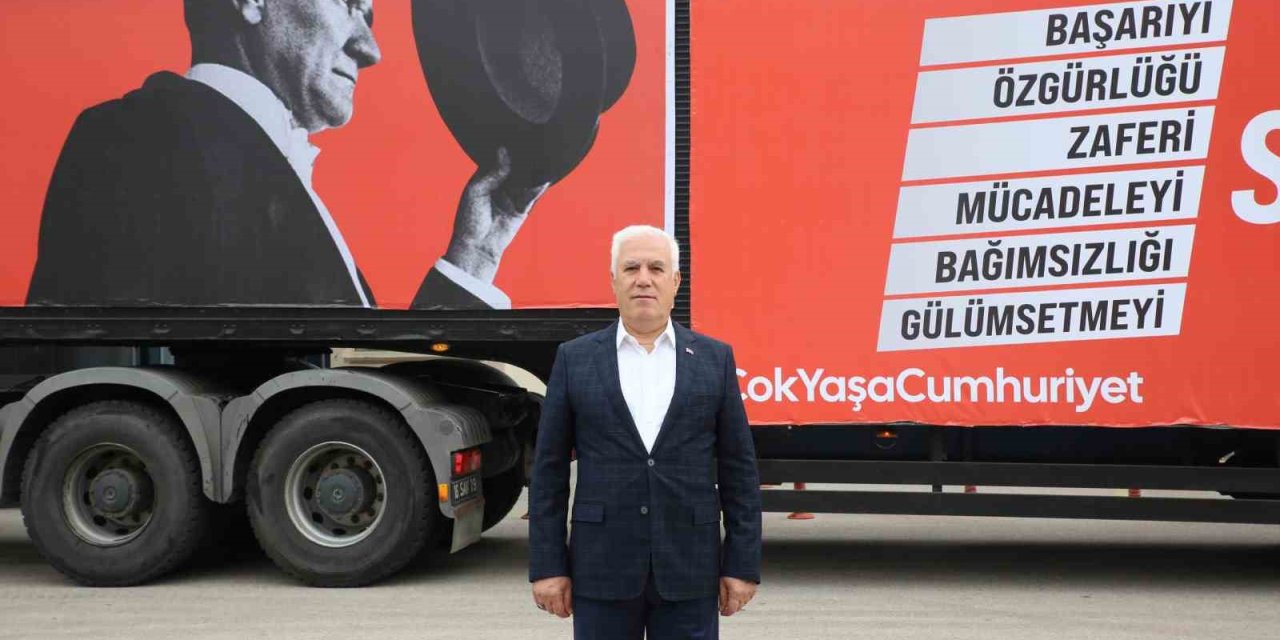 ’cumhuriyet Tırı’ İle Bursa’yı Sarıyor