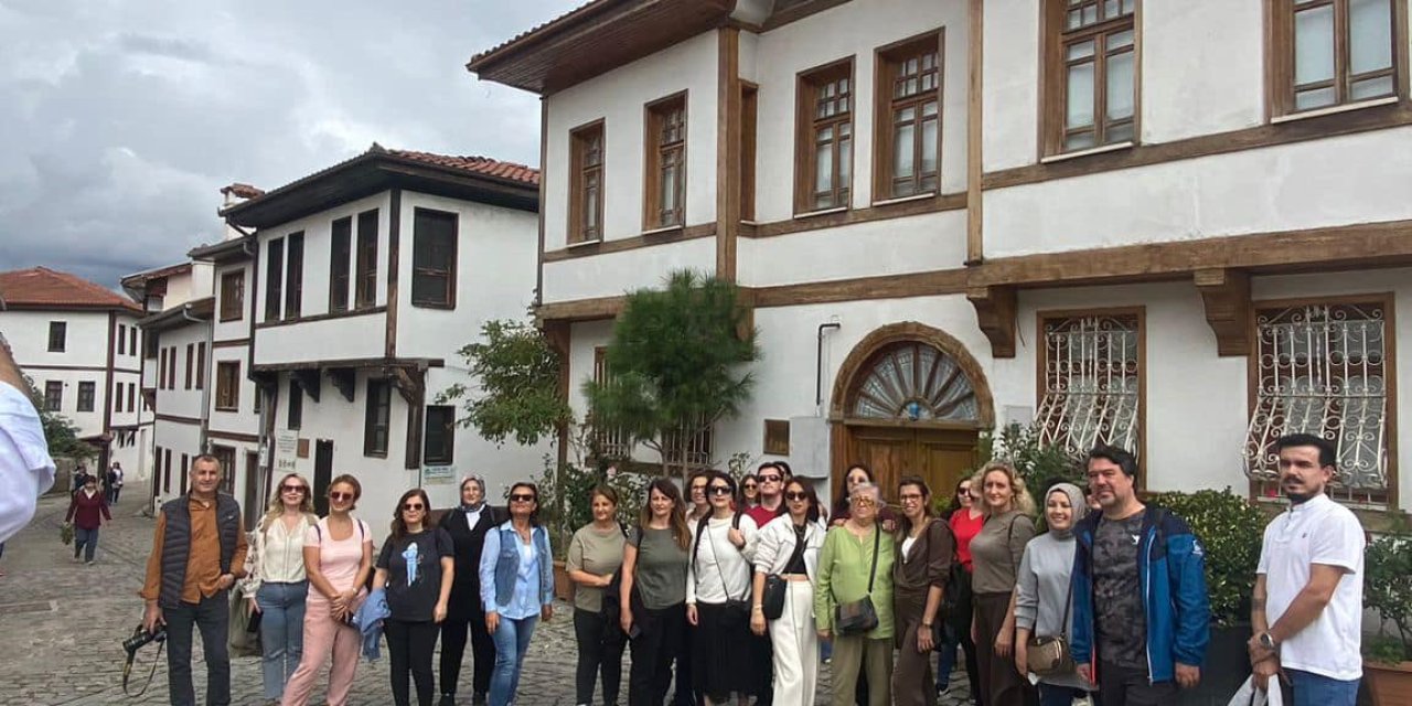 Osmaneli'nin tarihi ve kültürel zenginliklerine tanık oldular