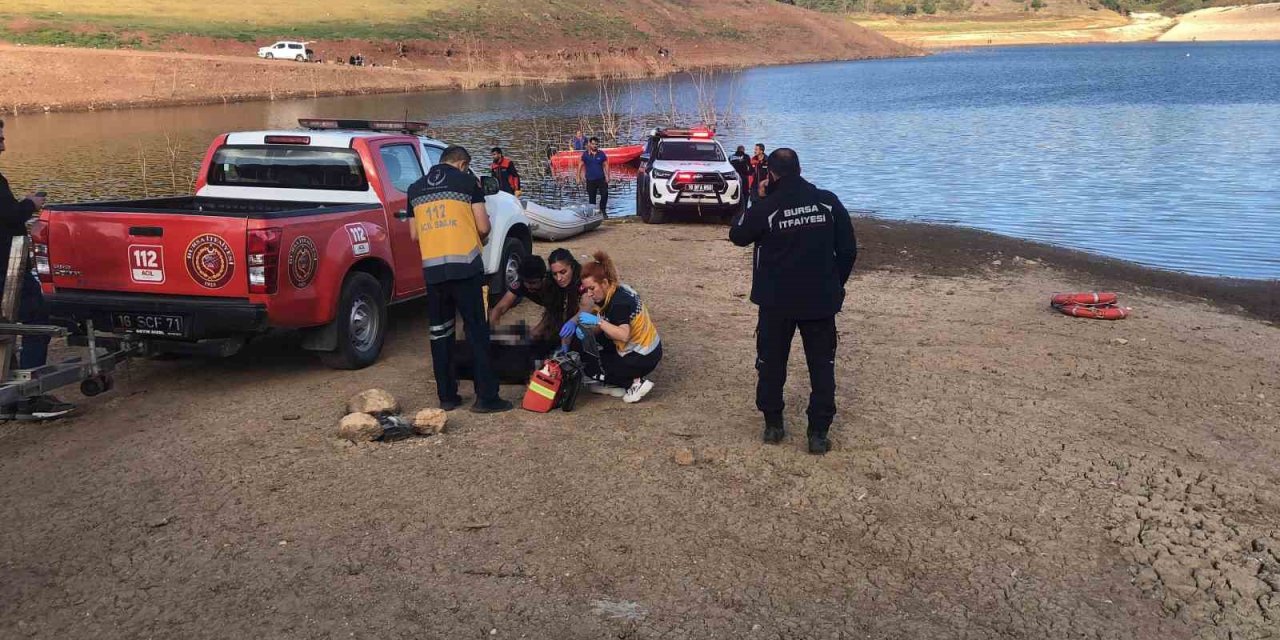 Baraja Düşen Otomobildeki Sürücü Boğularak Hayatını Kaybetti