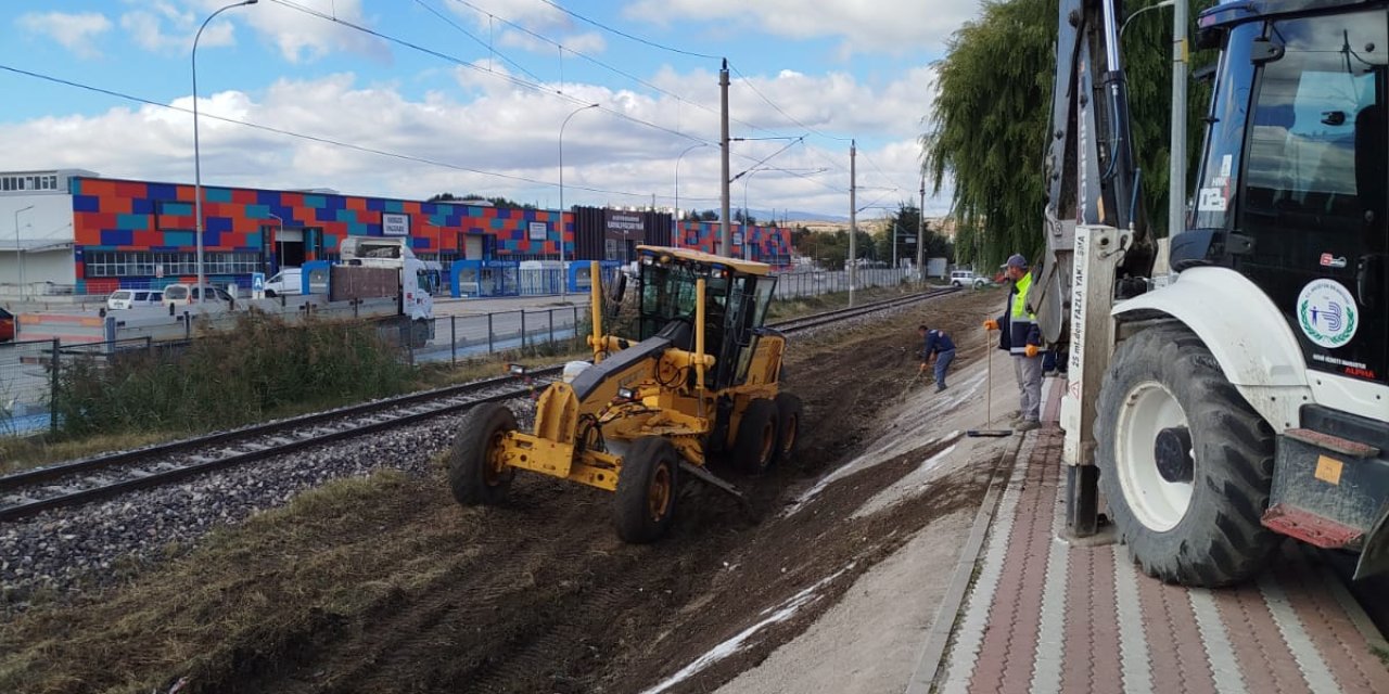 Kanal Temizliği Çalışmaları Sürdürülüyor