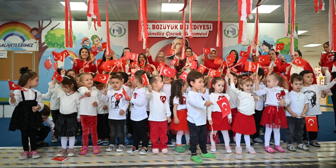 Minikler Cumhuriyet Bayramını Coşkuyla Kutladı