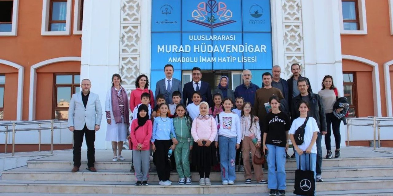 Bozüyüklü Öğrencilerden Kardeş Okula Ziyaret