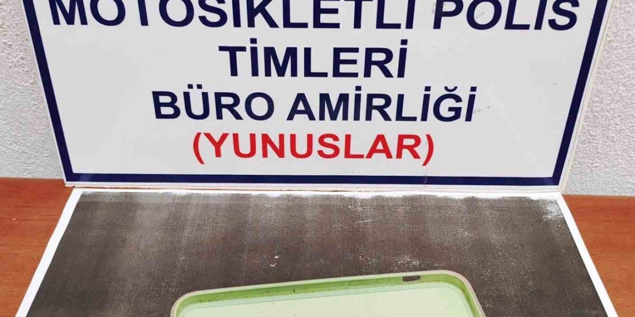 Yunus Timlerinden Kaçan Şahsın Üzerinde Uyuşturucu Bulundu