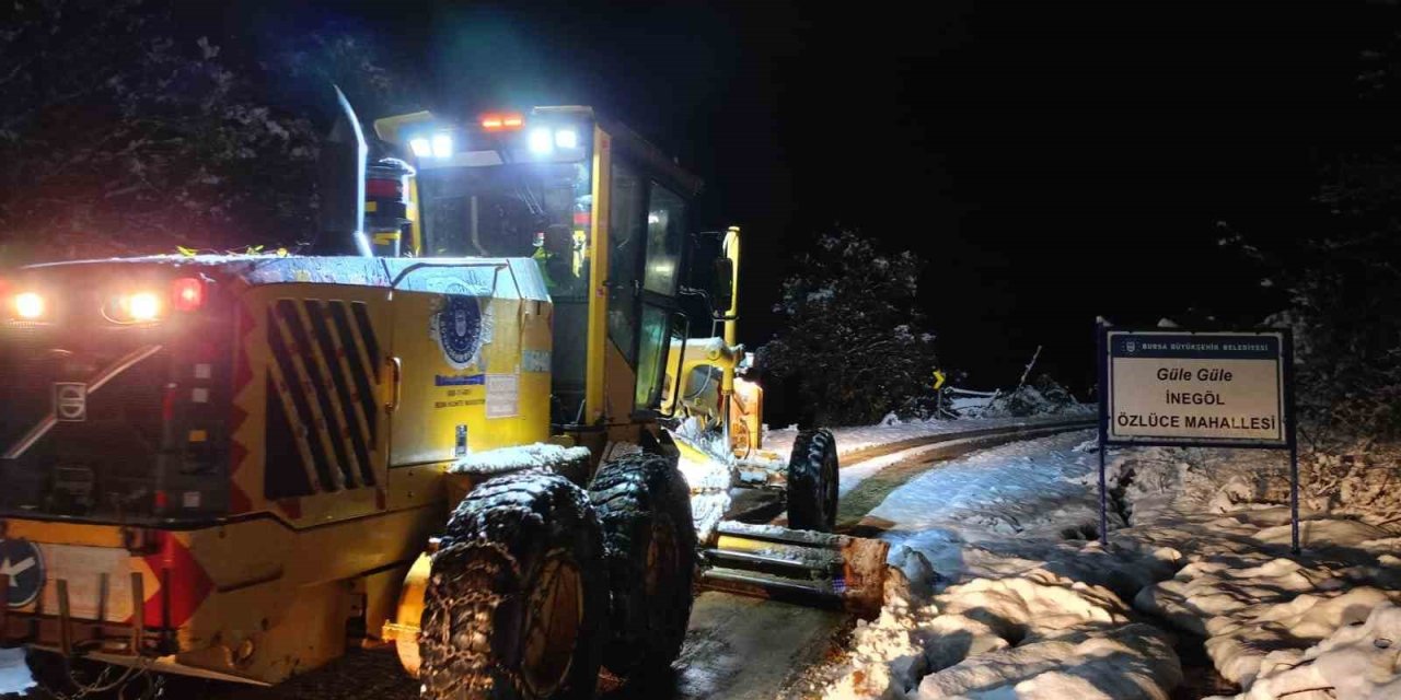 Mahalle Yolları Ulaşıma Açıldı