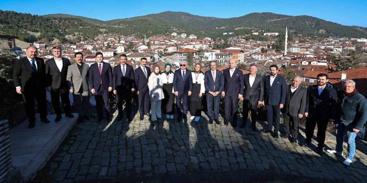 “Tarihi Mirasımız Taraklı’yı Güzel Bir Geleceğe Birlikte Taşıyacağız”