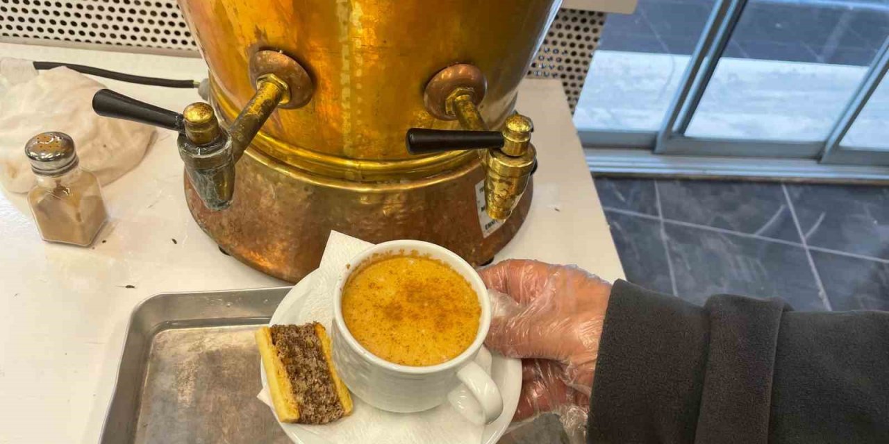 Yağışlı Havalarda Salep Satışları Zirvede