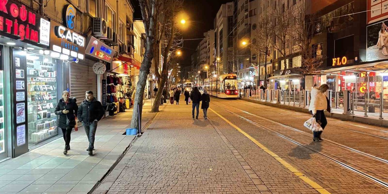 Yılbaşı Öncesi Kent Merkezinde Yoğunluk Oluşmadı