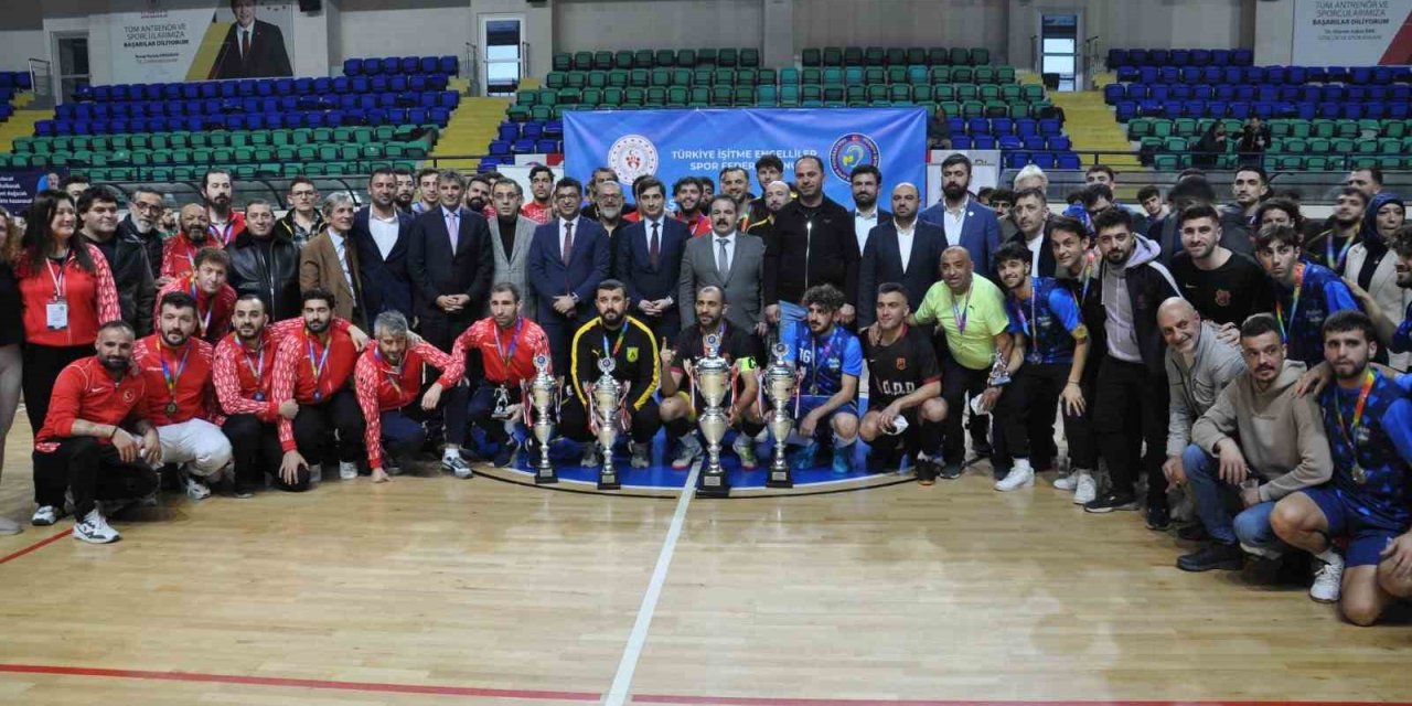 İşitme Engelliler Erkekler Futsal Türkiye Şampiyonası Sona Erdi