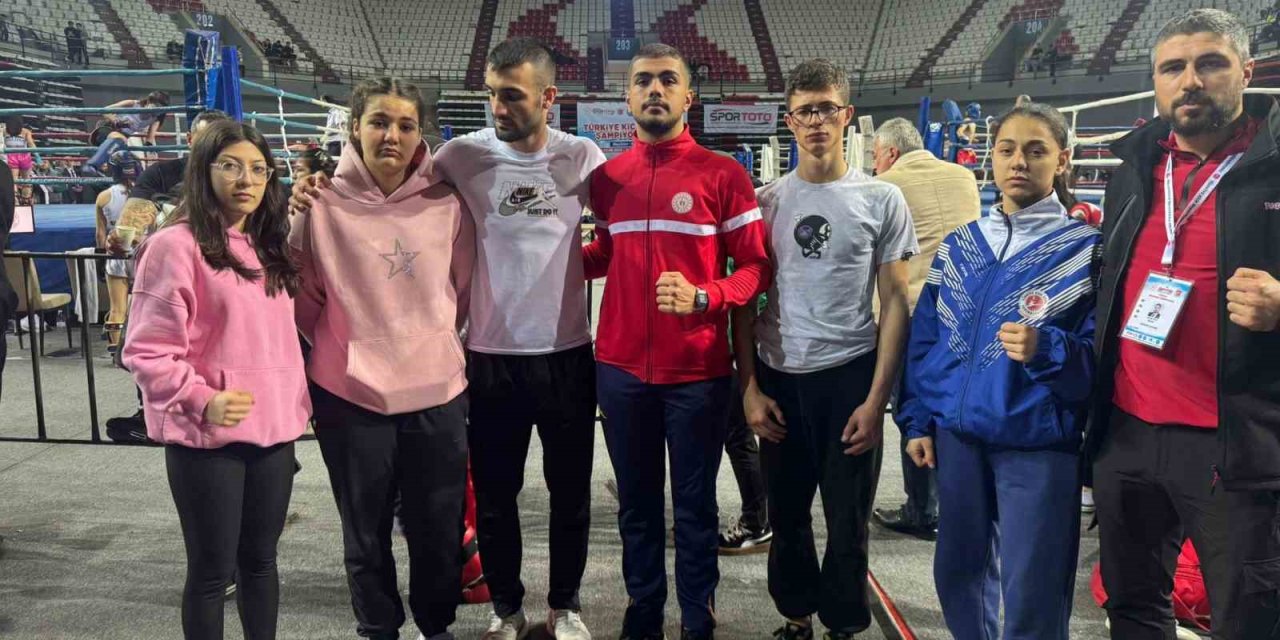 Bilecikli Sporcu Türkiye Kick Boks Şampiyonası’nda 3. Oldu