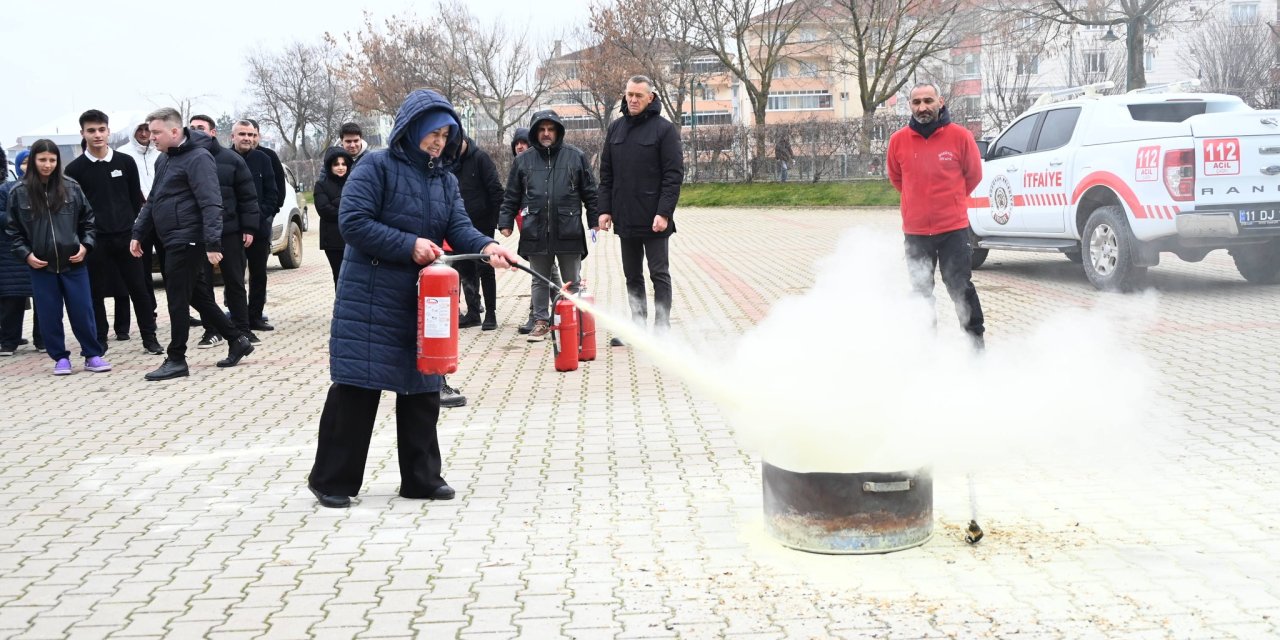 Temel Yangın Eğitimi Verildi