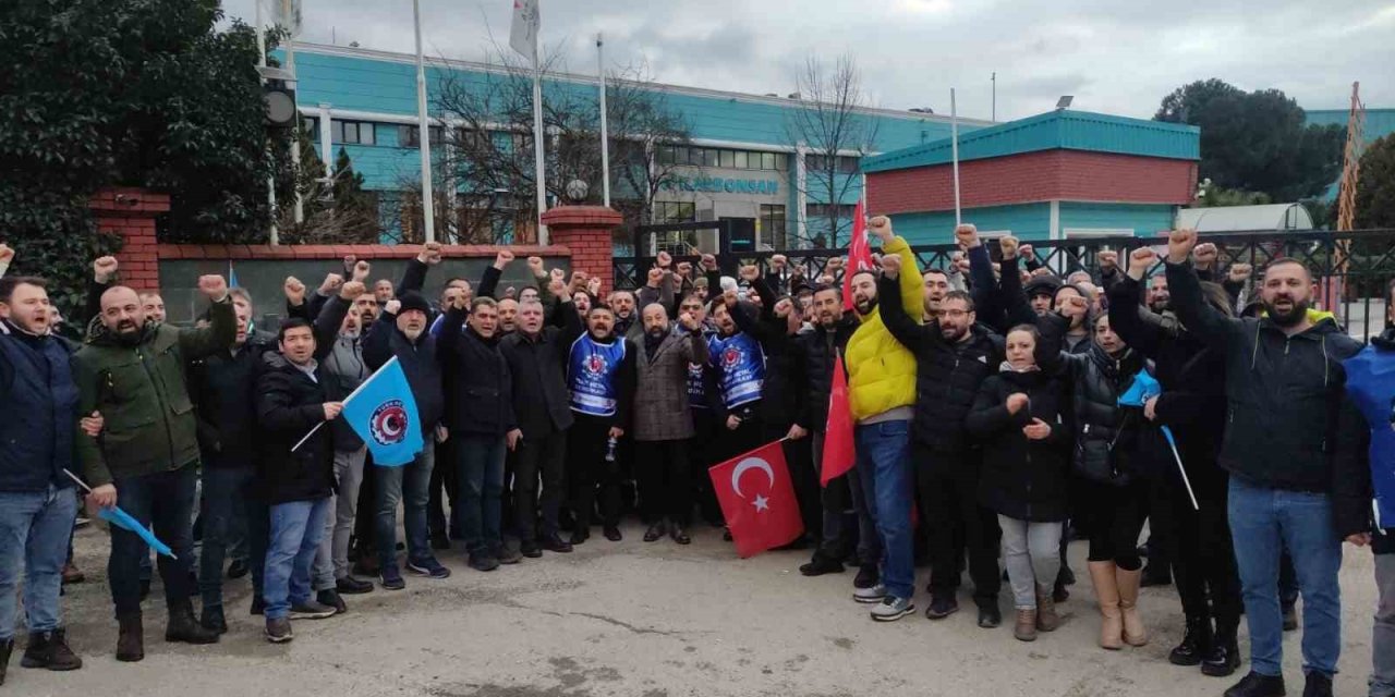 Karbosan Sendikalandı, İşçi Çiftetelli İle Kutladı