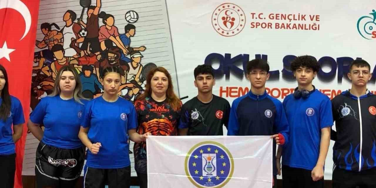 Genç Sporcular Türkiye Kick Boks Şampiyonası’ndan Madalyalarla Döndü