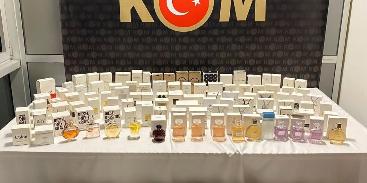 194 Adet Gümrük Kaçağı Parfüm Ele Geçirildi