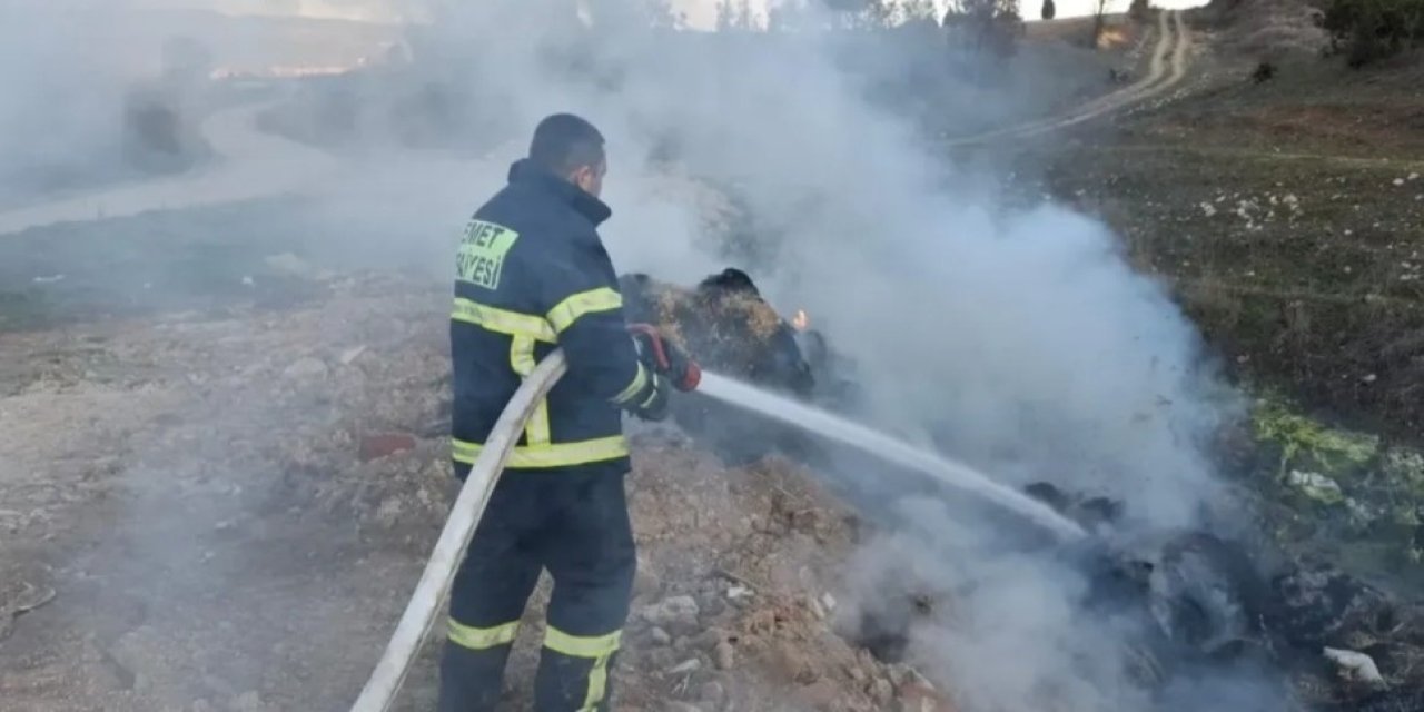 Çıkan Yangında 3 Römork Saman Balyası Zarar Gördü