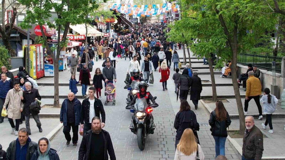 Yunuslar bayram öncesi kuş uçurtmadı