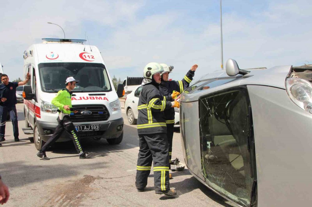 Yemin töreni sonrası kaza yaptı