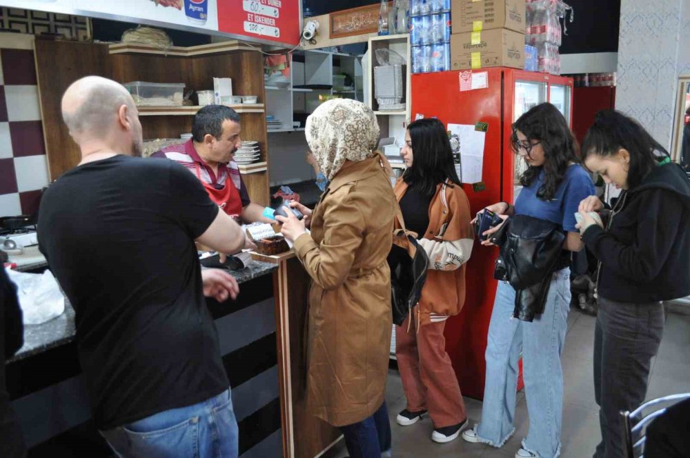 Fiyat artışlarına rağmen dönerin müşterisi azalmadı