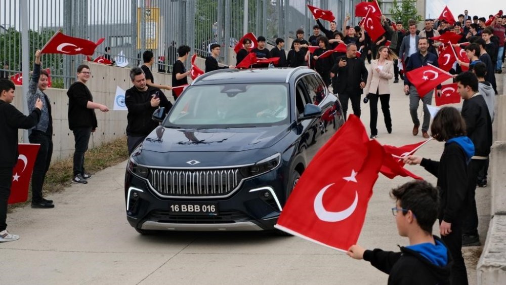 Otomotiv öğrencileri Togg’a hayran kaldı