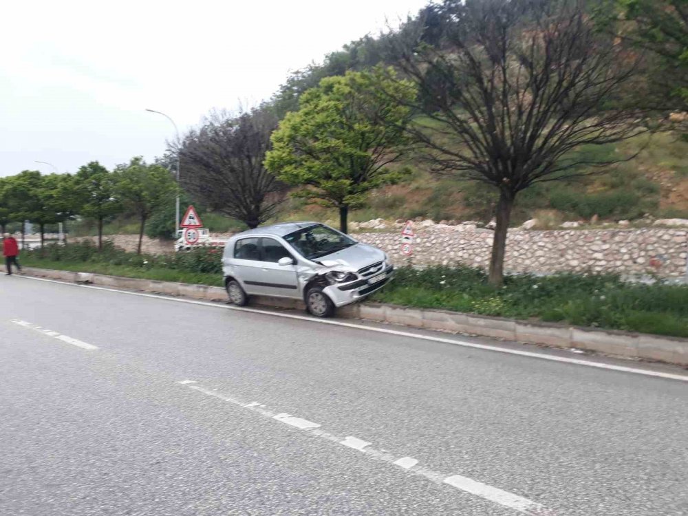 Alkollü sürücü kazaya karıştı