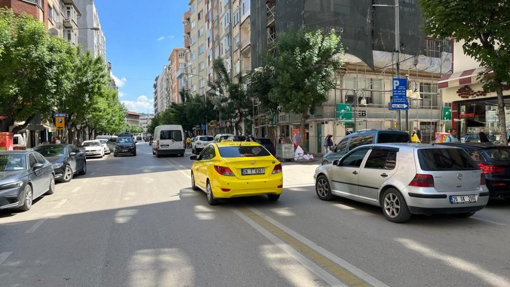 Trafik problemleri her geçen gün artıyor