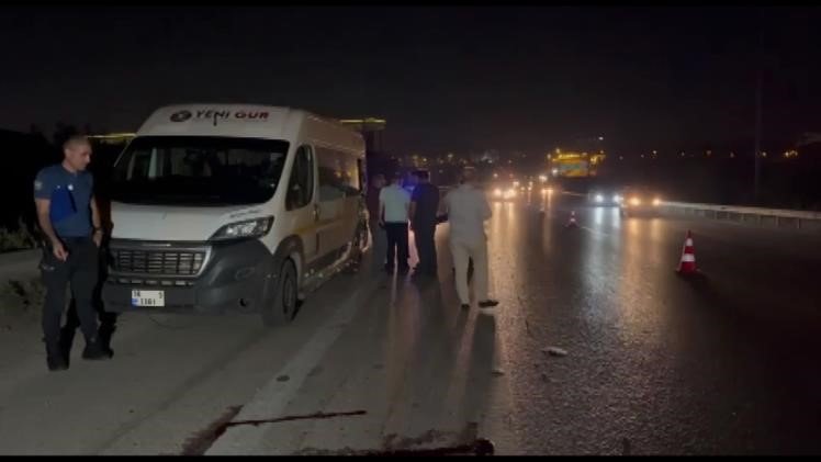 Zincirleme trafik kazası: 1 ölü, 2 yaralı