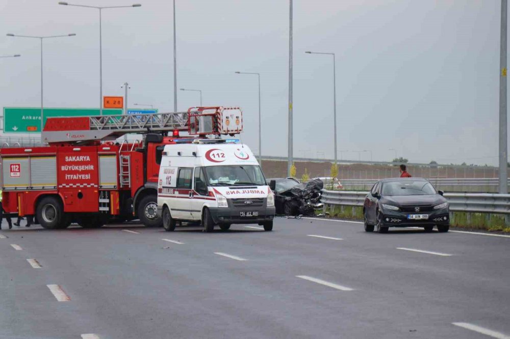 Kuzey Marmara Otoyolu’nda feci kaza