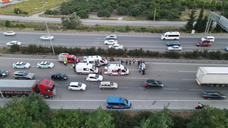 Bursa’da peş peşe iki kaza: 8 yaralı