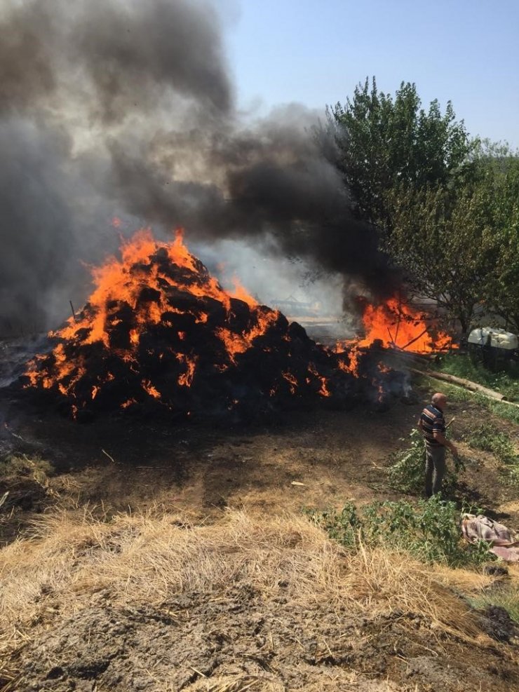 Keşan’da yangın: 4 bin saman balyası, 1 traktör ve sera kullanılamaz hale geldi