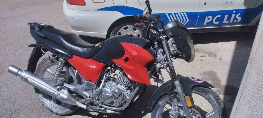 Çaldığı Motosikletin Rengini Değiştiren Hırsız Yakalandı