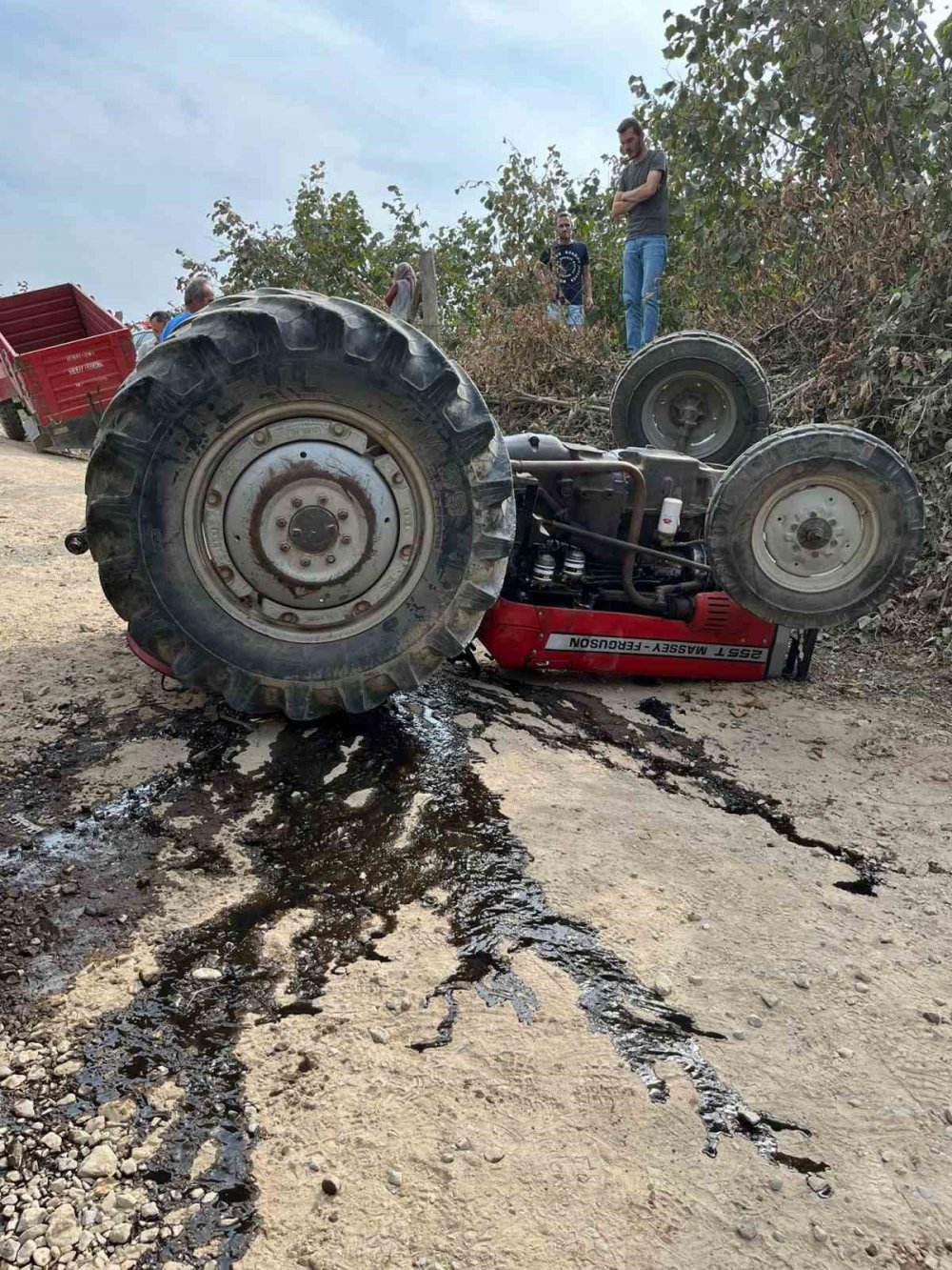 Traktör Devrildi: 1 Ağır Yaralı