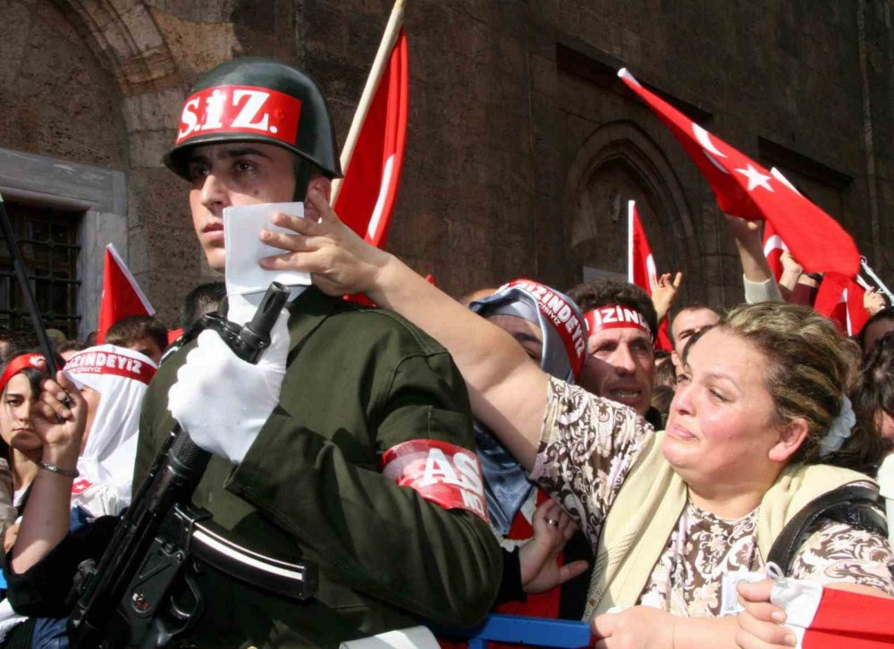 Müjdeli Haberi Vermek İçin Sabaha Kadar Uyumadı