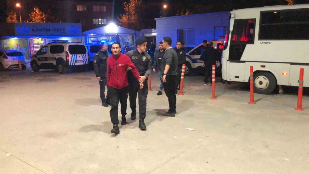 Yapılan  operasyonda 31 kaçak göçmen yakalandı