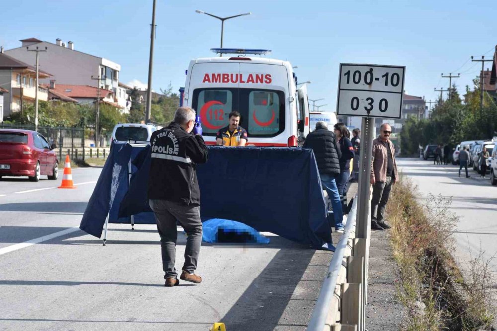 Otomobilin Çarptığı Yaya Hayatını Kaybetti