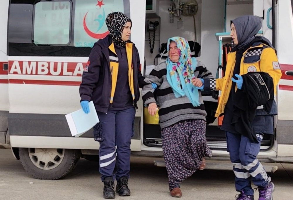 Banyodan Çıkan Fare Elini Isırdı