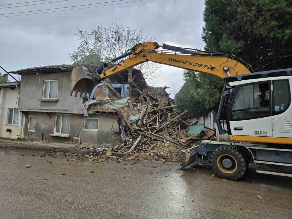 Mahallelerin Çehresini Değiştiren Yıkım