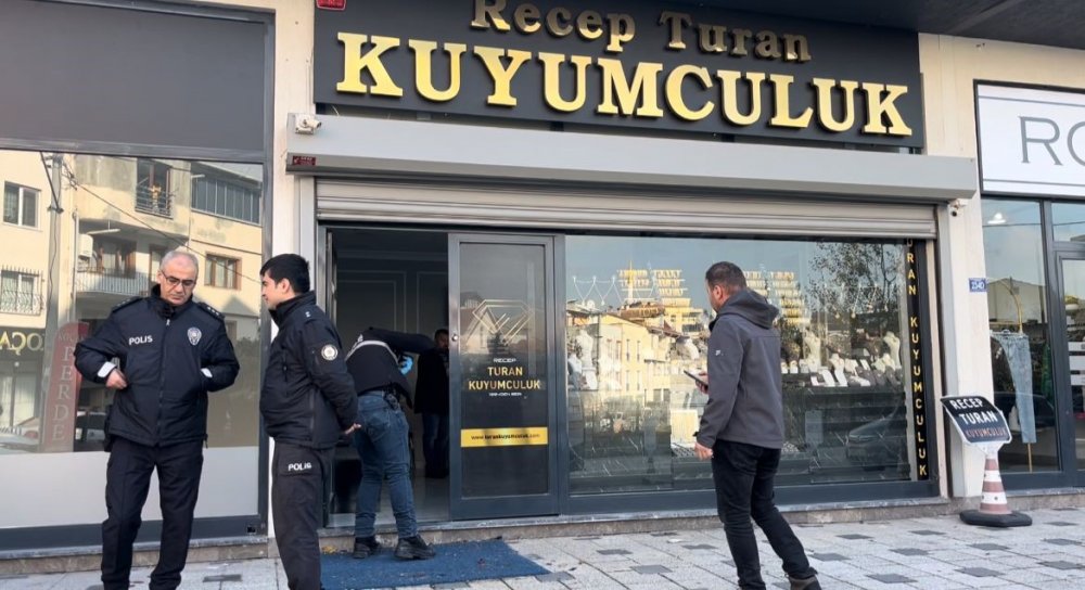 Kar Maskeli, Silahlı Kuyumcu Soygunu