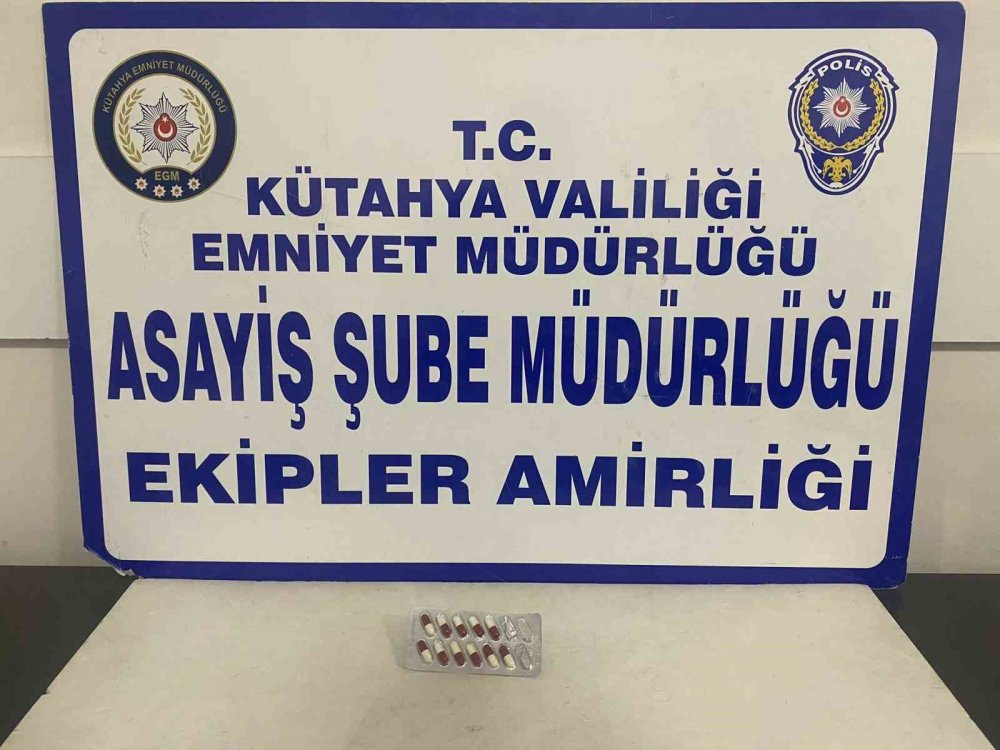 Polisin Önleyici Hırsızlık Uygulamasında Uyuşturucu Ele Geçirildi