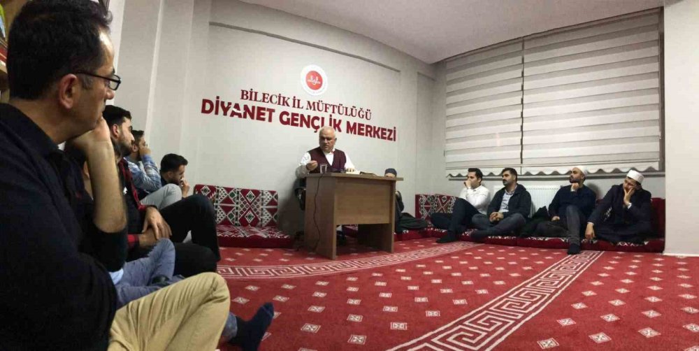 Hz. Muhammed’in Hayatı Ders Niteliğinde Anlatılıyor