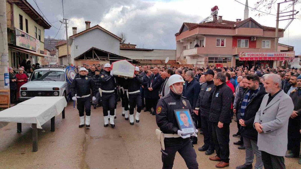 Cumhurbaşkanlığı Koruma Görevlisi Polis Son Yolculuğa Uğurlandı