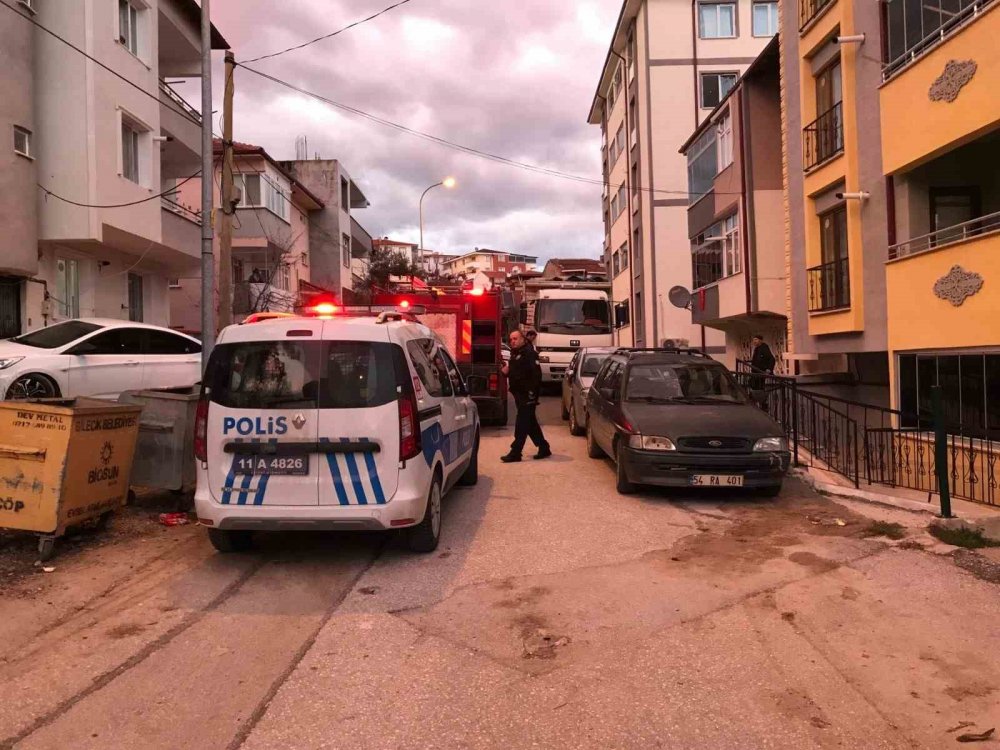 Mutfakta çıkan yangın korkuttu!