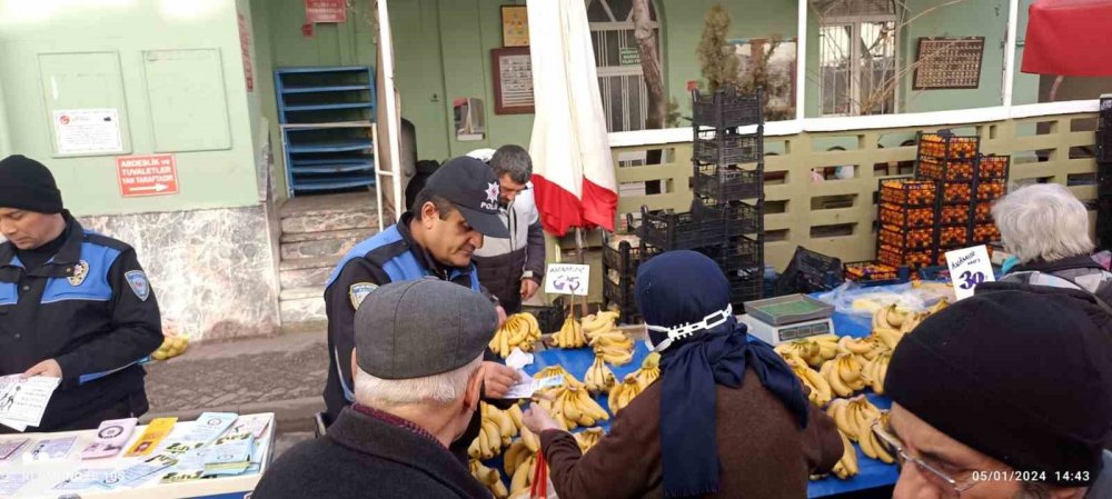 Semt Pazarlarında Hırsızlık Olaylarına Karşı Bilgilendirme