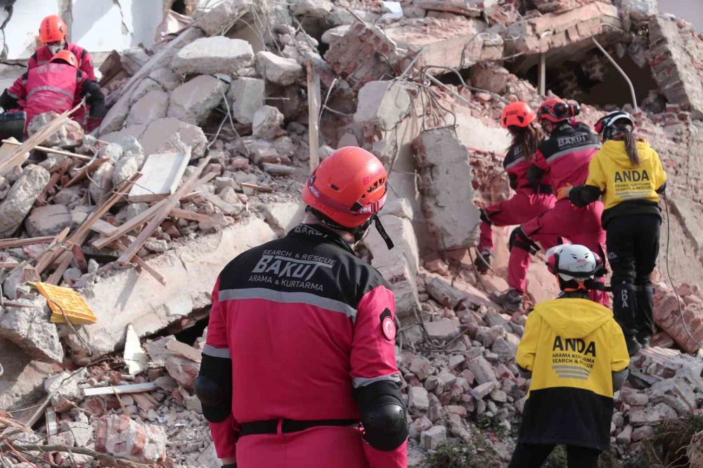 Nefes Kesen Deprem Tatbikatı...