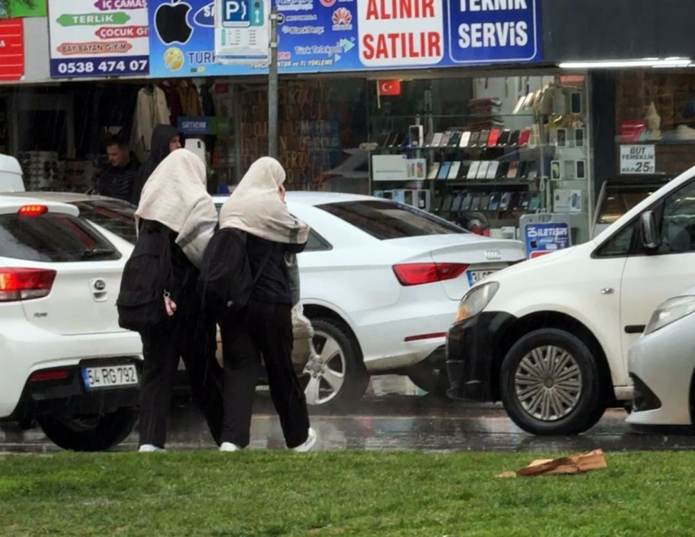 Uyarı Yapılmıştı, Aniden Bastırdı