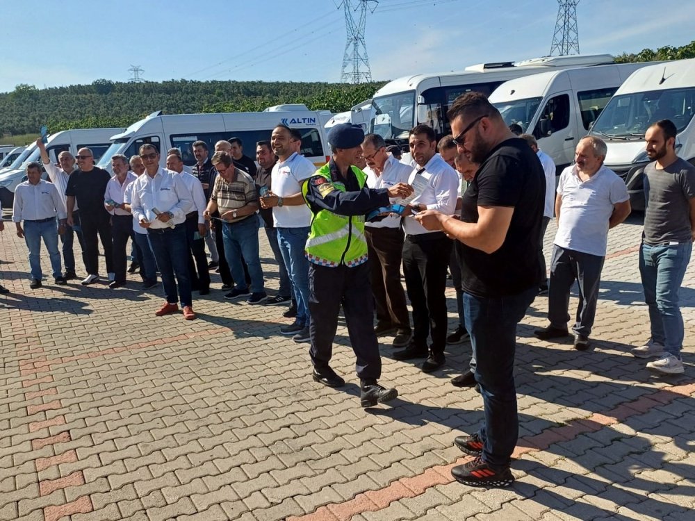 Jandarmadan Trafik Bilgilendirme Çalışmaları