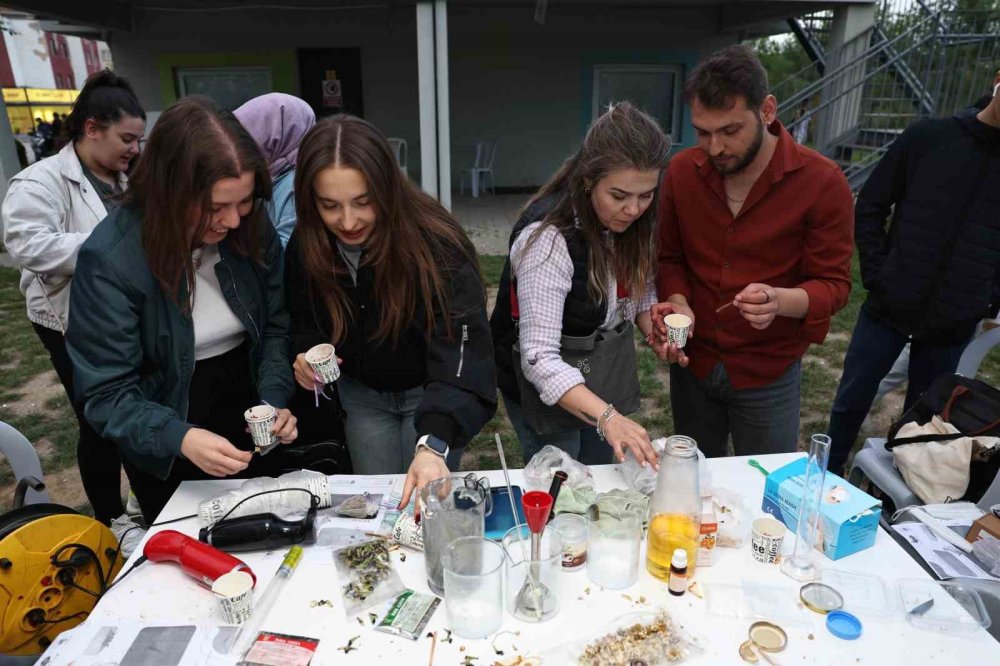 Üniversiteli Gençler Festivalde Eğlenerek Stres Attı