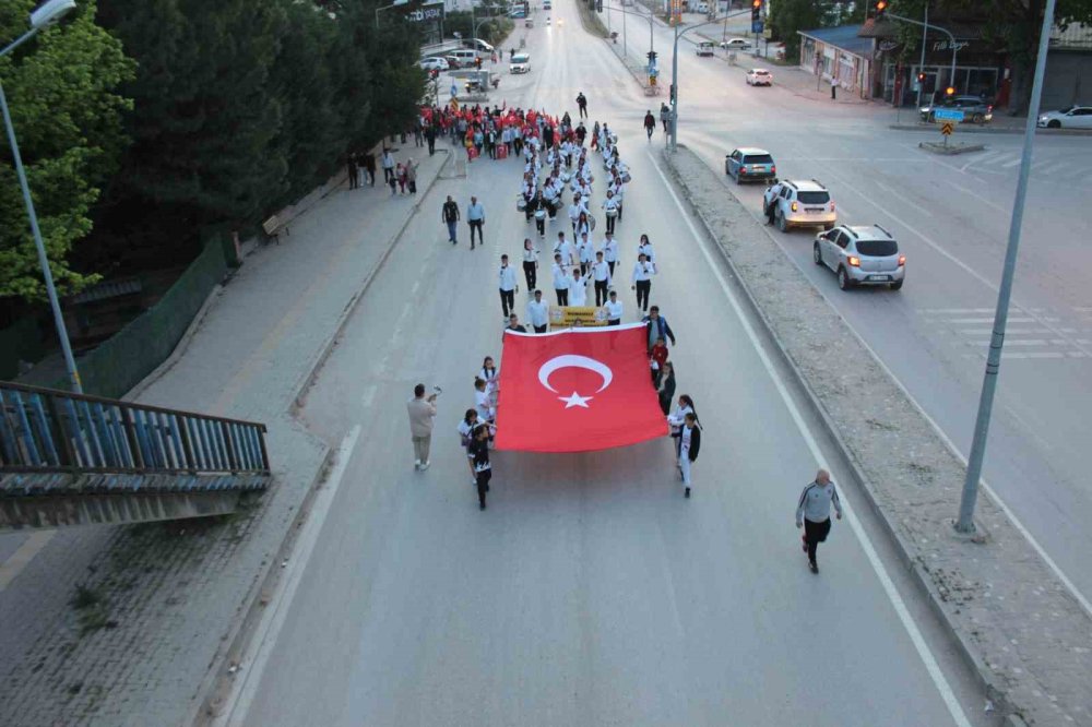 Osmaneli’de Gençlik Yürüyüşü Yapıldı