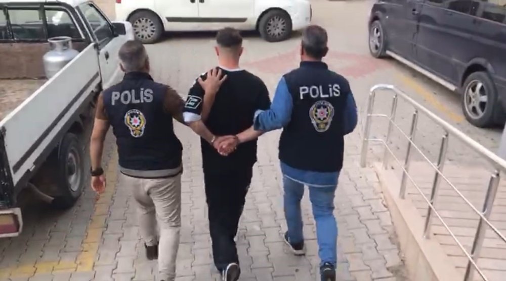 Sahte Genç Kız Profili Açarak Vatandaşları Dolandıran Çete Çökertildi