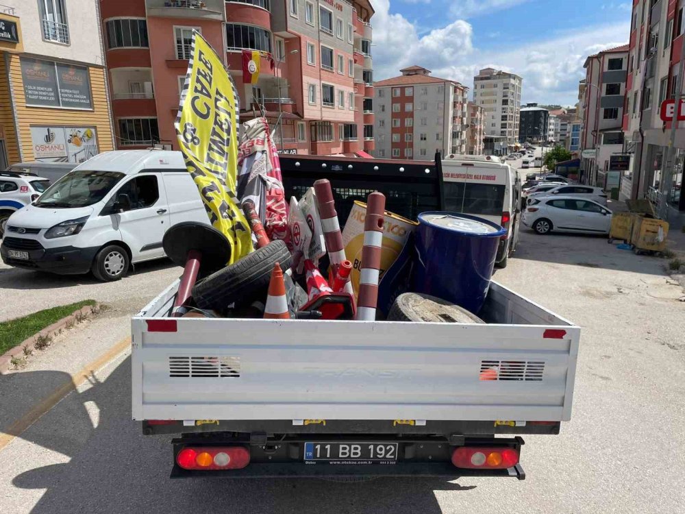 Kaldırım Ve Kapı Önleri İşgal Eden Esnafa Ceza Yağdı