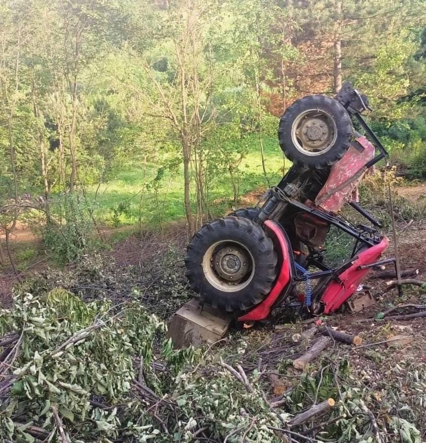 Taklalar Atan Traktör Şaha Kalktı