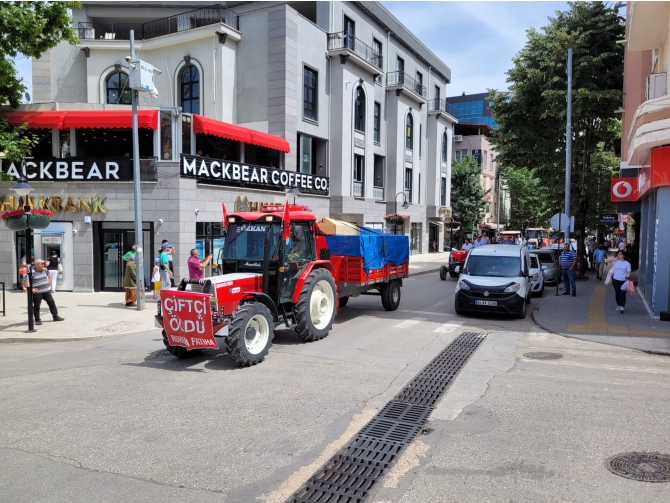 bilecik-bilecik-olali-boyle-protesto-gormedi2.jpg